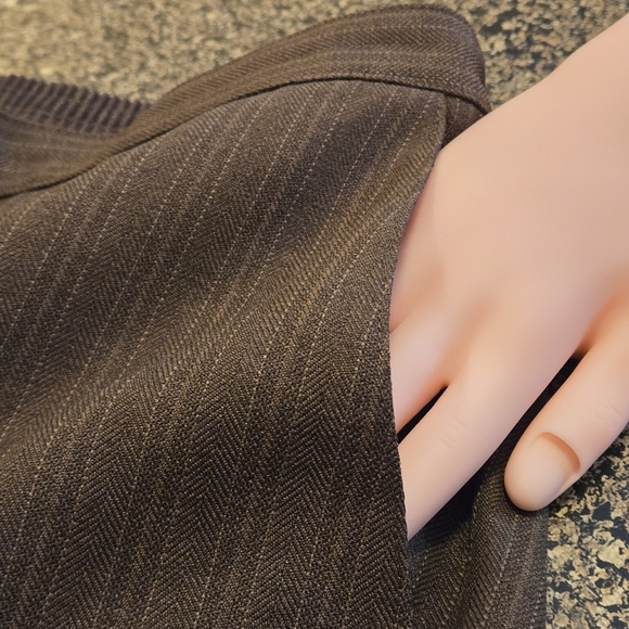 Alfred Dunner Brown Pinstripe Dress Pants Stretch Straight Leg 2 Pocket Women 10 - Picture 6 of 12